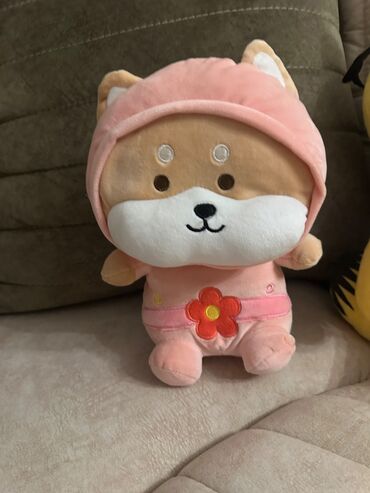 Çəkmələr: Ikinci el ayyaqabilar iclerinde tezeside var ve yumsaq oyuncaqlar — 8