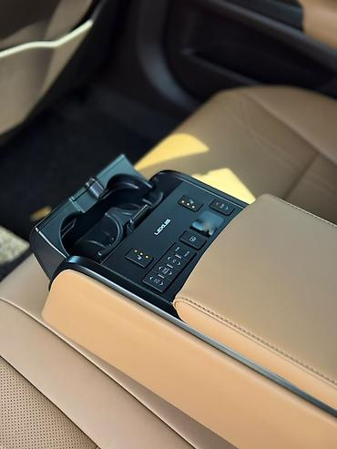 Lexus: Lexus ES: 2022 г., Гибрид, Седан — 13