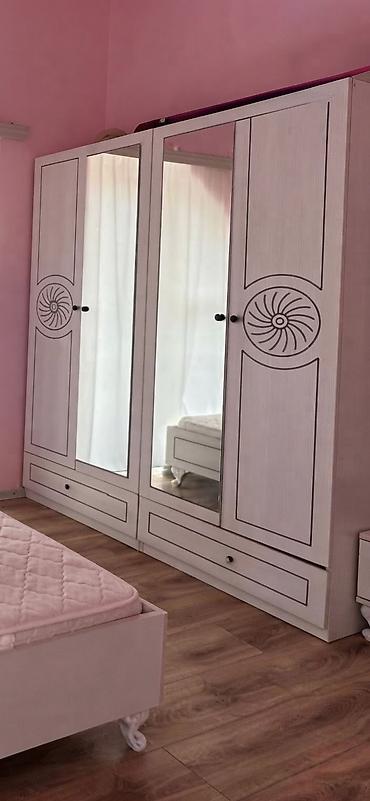 229₼ dolab satılır
 şağan
5309 zeyno♥️