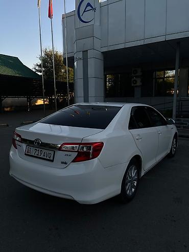 corolla 2016: Toyota Camry: 2014 г., 2.5 л, Автомат, Гибрид, Седан — 1