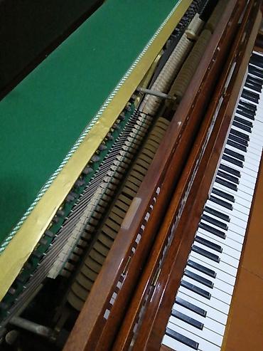 ucuz sintizator: Şəki şəhərində təcili olaraq qəhvəyi rəngli, əyməayaq "Suita" pianosu — 7
