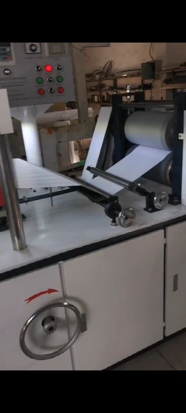 Другое оборудование для производства: Продаётся новый станок для выпуска бумажной салфетки