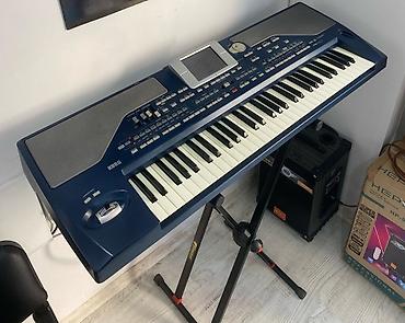 ses mixeri: Korg Pa800 aranjer klaviatura - 61 ədəd toxunuşa həssas klaviş - — 2
