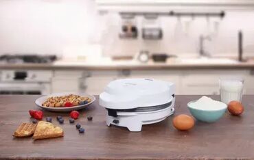 Ostali kuhinjski aparati: Tehnički detalji Opšte Vrsta aparataMini grilMaterijal pločaAluminijum — 12