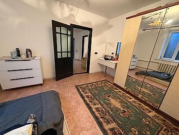 Продажа коттеджей и домов: Продается дом с большим дворовым участком 16.5 соток (фактически 20)и — 18