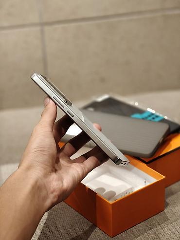 Мобильные телефоны и аксессуары: Honor Новый, 256 ГБ, цвет - Белый, В рассрочку, 1 SIM, 2 SIM — 3