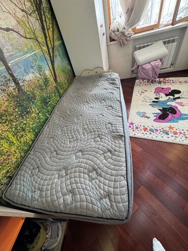 Təknəfərlik çarpayı, Bazasız, Matras ilə, Siyirməsiz