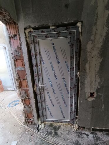 Plastik qapılar: Hamam üçün Yeni Plastik qapı Naliçnik ilə, Zəmanətli, Ödənişli quraşdırma, Ödənişli çatdırılma — 10