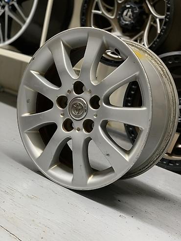 Литые Диски R 16 Toyota, Комплект, отверстий - 5, Б/у