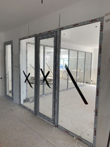 Алюминиевые окна на заказ: Перегородки стеклянные Алюминиевые перегородки Алюминиевые окна — 22