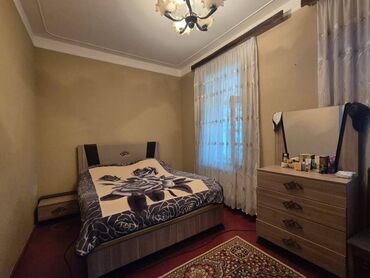 Həyət evləri və villaların satışı: Bakıxanov qəs. 5 otaqlı, 130 kv. m, Kredit yoxdur, Orta təmir -da lalafo.az — 14 Həyət evləri və villaların satışı: Bakıxanov qəs. 5 otaqlı, 130 kv. m, Kredit yoxdur, Orta təmir — 14