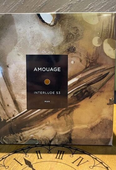 Boşqablar: Amouage Interlude 53 Man - 53% yagli terkibi olan parfum daha derin ve