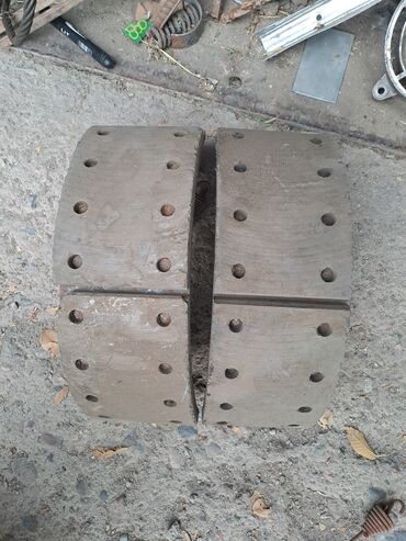 перфорация тормозных дисков: Комплект тормозных колодок