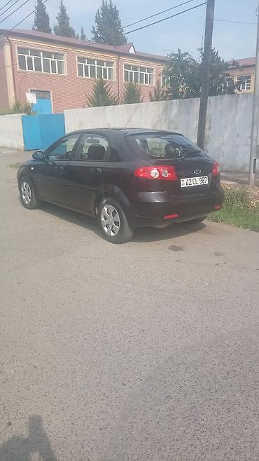 265 60 18: Chevrolet Lacetti sedan – qara rəng, 4 qapı, 5 yerlik. İli 2007 mator — 2