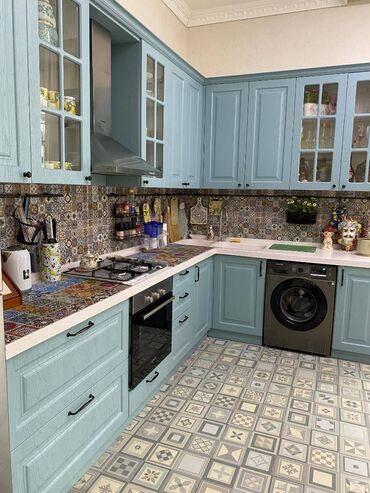 Həyət evləri və villaların satışı: Şüvəlan qəs. 4 otaqlı, 100 kv. m, Yeni təmirli — 10