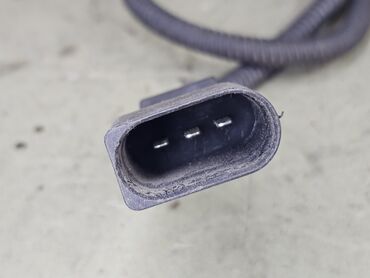 Датчики, сенсоры, предохранители: Датчик коленвала Volkswagen 2001 г., Б/у, Оригинал, Германия — 13