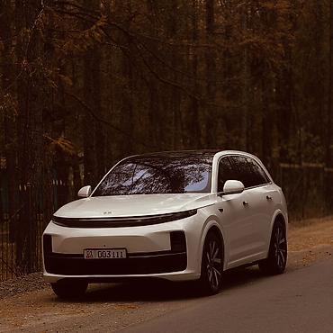 li one: Lixiang L7: 2024 г., 1.5 л, Автомат, Электромобиль, Кроссовер — 3