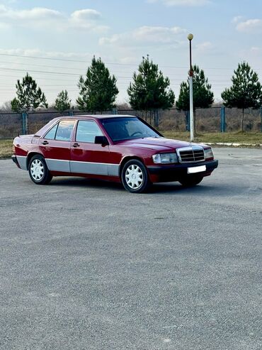 Mercedes-Benz: Mercedes-Benz 190: 1.8 l | 1991 il Sedan