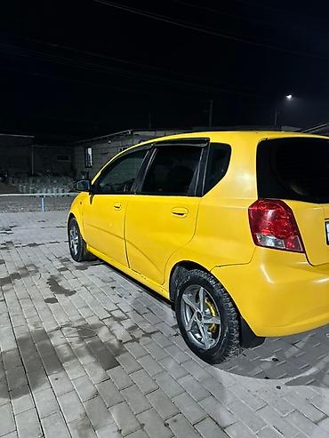 Chevrolet: Chevrolet Aveo: 2005 г., 1.2 л, Механика, Бензин, Хэтчбэк — 10