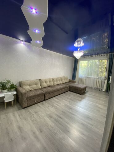 тоголок молдо фрунзе: 2 комнаты, 44 м², 104 серия, 1 этаж, Косметический ремонт