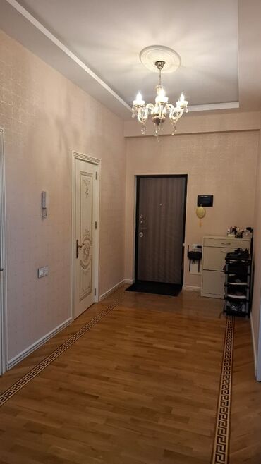 Köhnə tikili: Bakı, 3 otaqlı, Köhnə tikili, m. Qara Qarayev, 110 kv. m — 2