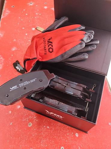 антивибрация: Тормозные колодки VKO Auto Parts - Комплект передних дисковых колодок — 1