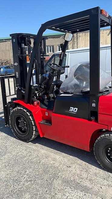 forklift: Dizel mühərrikli avtokar Hangcha CPCD30 Yükgötürmə qabiliyyəti 3000 kq — 2