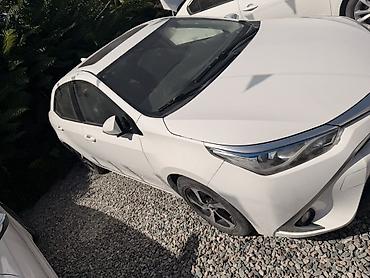 карола 2019: Toyota Corolla: 2019 г., 1.8 л, Бензин, Седан — 2