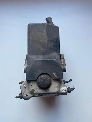 pumpica za karburator: ABS PUMPA MERCEDES 124 190 | Abs pumpa Mercedes 124 190 je polovna — 3
