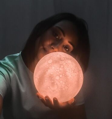 hedef qutusu: 3D Moon Lamp Bluetooth model ( Bluetooth olan modellərə telelfon ilə