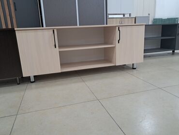 шкаф для кухни напольный: Тумба и подставка для телевизора, Новый, Напольная, ЛДСП, Самовывоз, Бесплатная доставка, Платная доставка, цвет - Белый