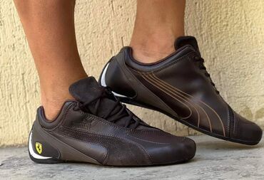 Women's Sneakers and athletic shoes: 46 — 2