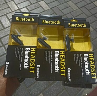 uşaq üçün qulaqlıq: Tək qulaq nauşnik bluetooth lu 1 i 20 manat. vatsap aktivdir