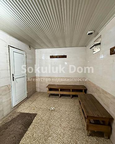 Продажа коттеджей и домов: 🏠Продается дом в с. Сокулук 🟡Комнаты: 3 🟡 Участок: 8 соток (по факту — 18