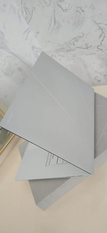 monitor asus: ASUS ZenBook (gümüş rəng) noutbuk Xüsusiyyətlər - Ekran: nazik — 6