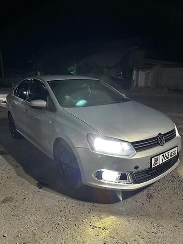 Volkswagen: Volkswagen Polo: 2011 г., 1.6 л, Механика, Бензин, Седан — 2