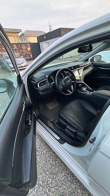 таета аурис: Toyota Camry: 2020 г., 2.5 л, Автомат, Бензин, Седан — 5