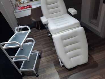 Rəflər, etajerkalar: Daşıyıcı Etejerka Təkərli 2 siyirməli Təzə mağazadan satış modellər — 2