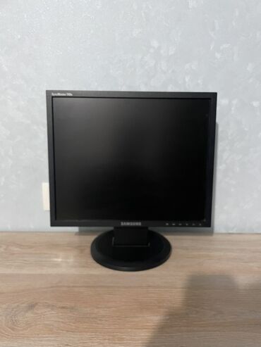 мониторы 21 22.9: Монитор, Samsung, Колдонулган, LED, 16" - 17"