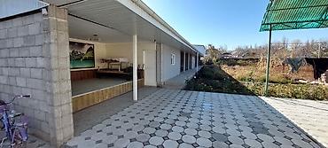 Продажа коттеджей и домов: Продаётся Дом в Новопокровке. Участок 15 соток. Дом 110кв2 Зал+3 — 18