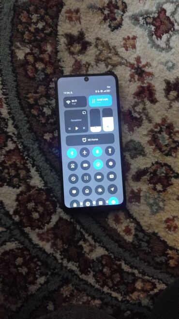 телефоны флай iq239: Xiaomi 13 Pro, цвет - Черный, 
 Сенсорный
