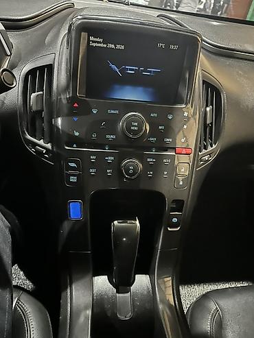Продажа авто: Chevrolet Volt: 2014 г., 1.4 л, Автомат, Гибрид, Хэтчбэк — 8