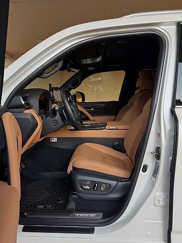 парктроники лексус: Lexus LX: 2025 г., Автомат, Внедорожник — 9
