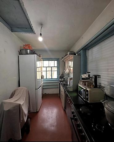 Продажа коттеджей и домов: 🏡 Продается дом в Сокулуке! 📍 Всего 200 метров от трассы! 🏠 Площадь — 6