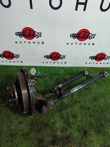 Цапфа задняя в сборе для Subaru Forester SG5, двигатель EJ20, год