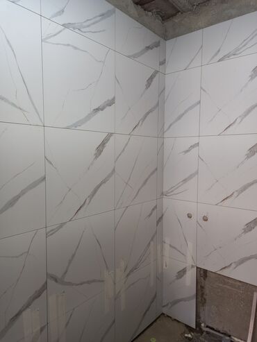 Укладка плитки: Укладка плитки на пол, Подготовка стен для укладки, Подготовка стен для грунтовки | Керамическая плитка, Керамогранитая плитка | Вертикальная укладка, Диагональная укладка, Горизонтальная укладка Больше 6 лет опыта — 3