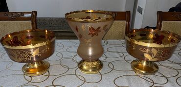 lenkeran badimcan tursusu: Qırığı yoxdur. İstifadə olunmayıb. Dekor kimi şkafda qalıb. 3 dəst