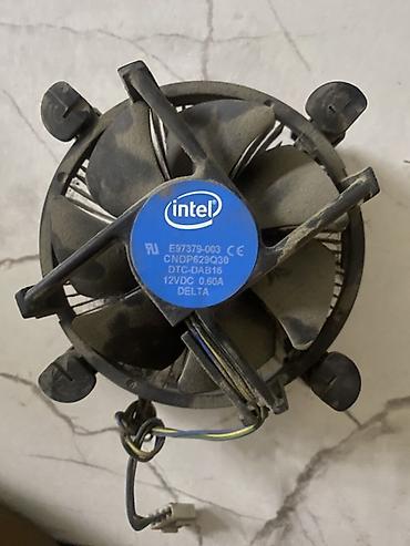 Системы охлаждения для ПК: Кулер Intel для процессора с радиатором (стоковый комплект) - — 1