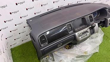 панелдер: Торпедо Honda 2005 г., Колдонулган, Оригинал, Жапония — 3