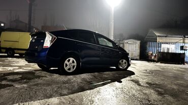 тойота приус 2011: Toyota Prius: 2011 г., 1.8 л, Вариатор, Гибрид